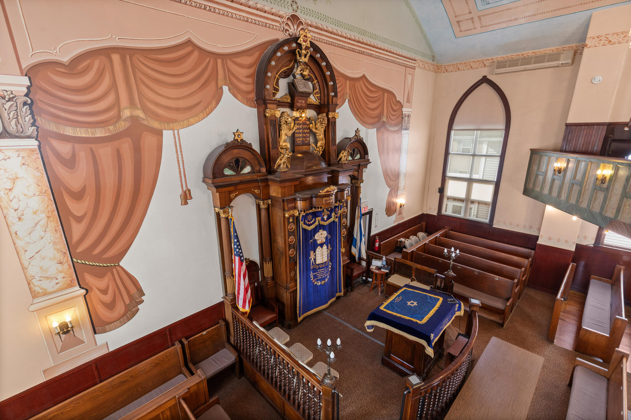 https://0201.nccdn.net/1_2/000/000/15e/b4a/0-park-st-peabody-ma-01960-usa-029-032-18-living15-mls_size.jpg