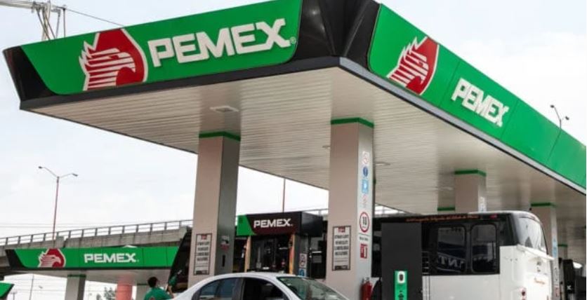 estación pemex día

