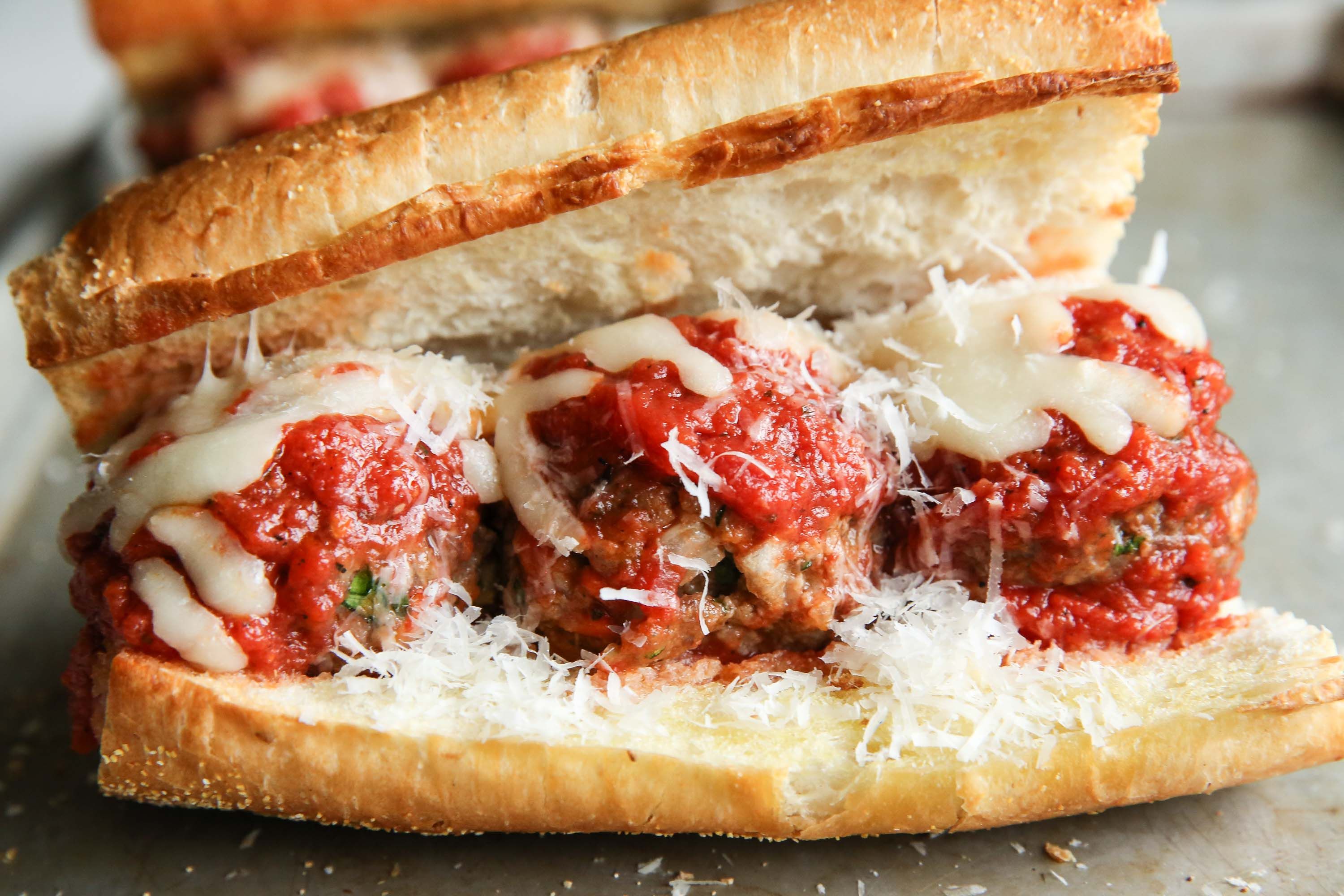 https://0201.nccdn.net/1_2/000/000/15e/bff/meatball-sub.jpeg