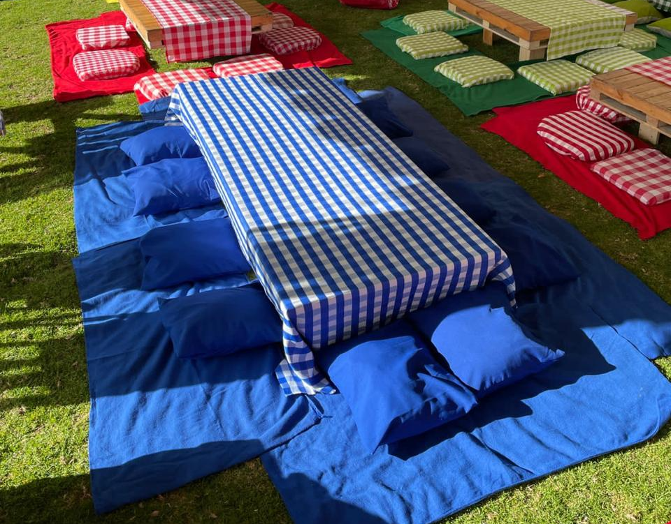 Cojines en tela
44cm x 44cm
Alquiler $ 5.000