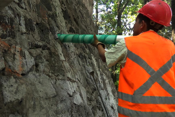 ISYDE- INGENIERÍA DE SUELOS Y DISEÑO ESTRUCTURAL SA DE CV -  MURO  BERLIN