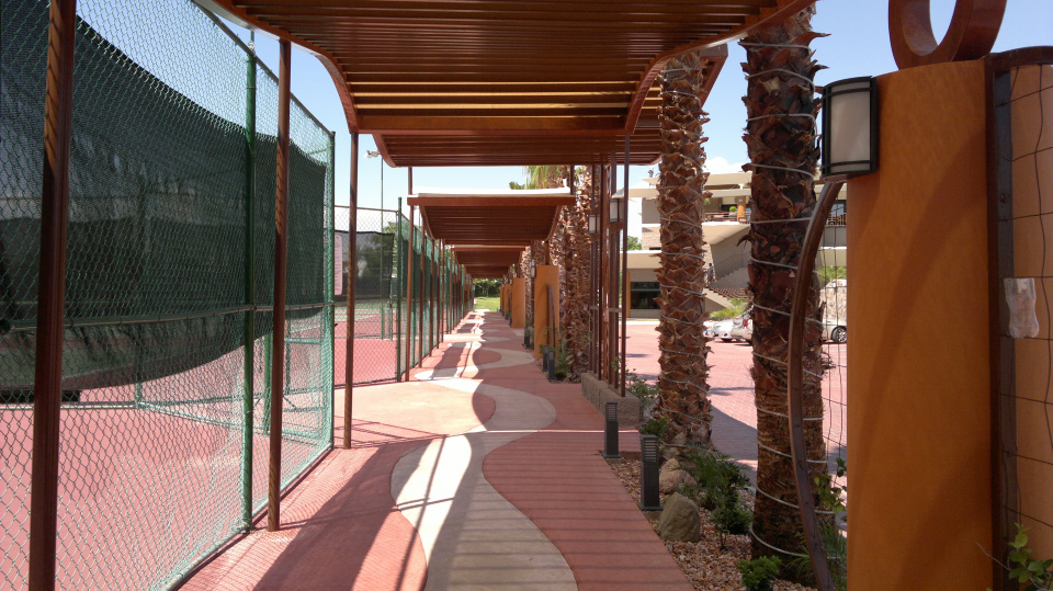 https://0201.nccdn.net/1_2/000/000/161/823/raquet-2.jpg