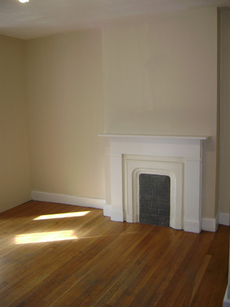 95 Hazen #1 Living Room