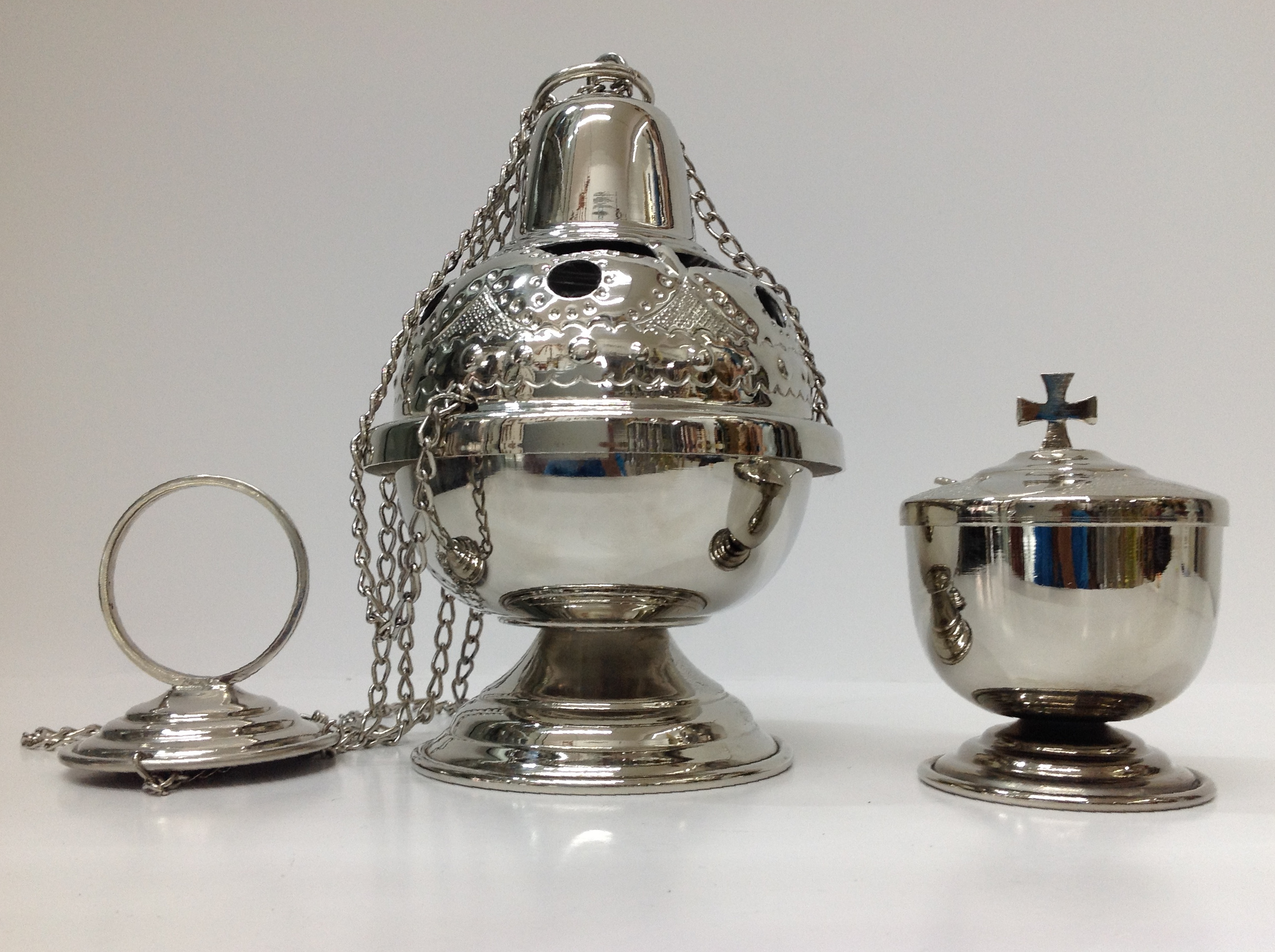 INCENSARIO DE LATÓN CON BAÑO DE NÍQUEL