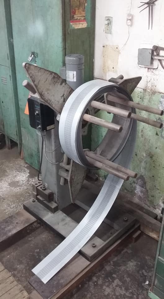 https://0201.nccdn.net/1_2/000/000/163/6c7/roll-forming-6.jpg