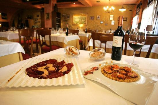 https://0201.nccdn.net/1_2/000/000/164/3a5/platos-presentacion-550x366.jpg