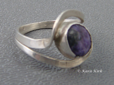 https://0201.nccdn.net/1_2/000/000/164/7be/SS---Purple-Stone-Ring-4x6.jpg