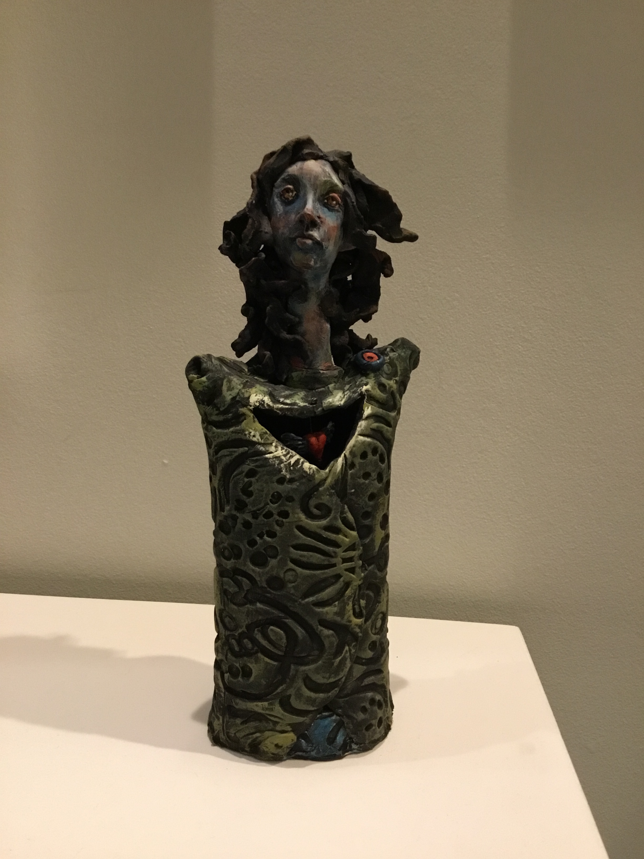 Fluttering Heart
Ceramic
13"
$400.