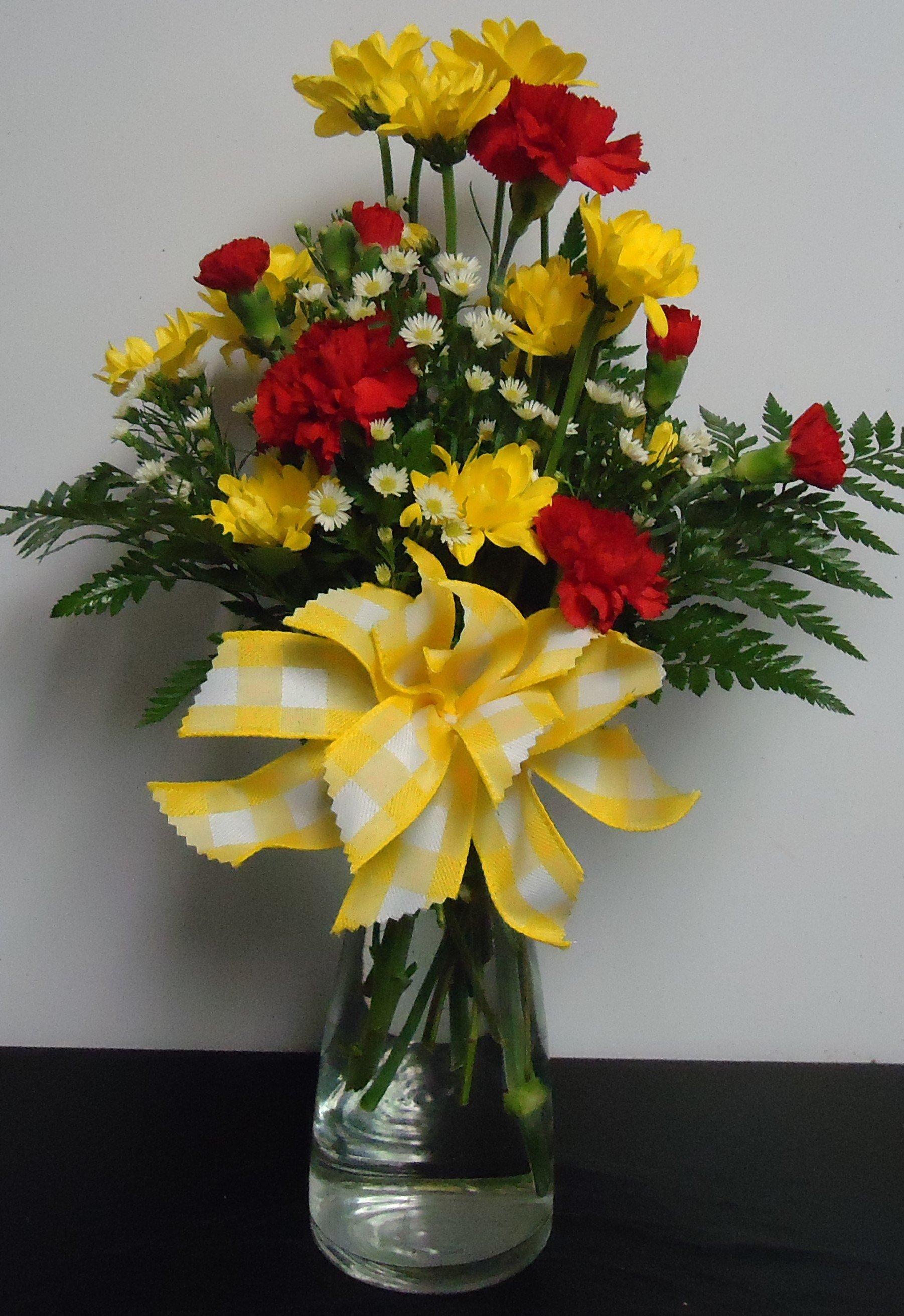 (1) (Small) Designer's Choice
Fresh Mix Vase
$40.00 & Up
(Colors May Vary)