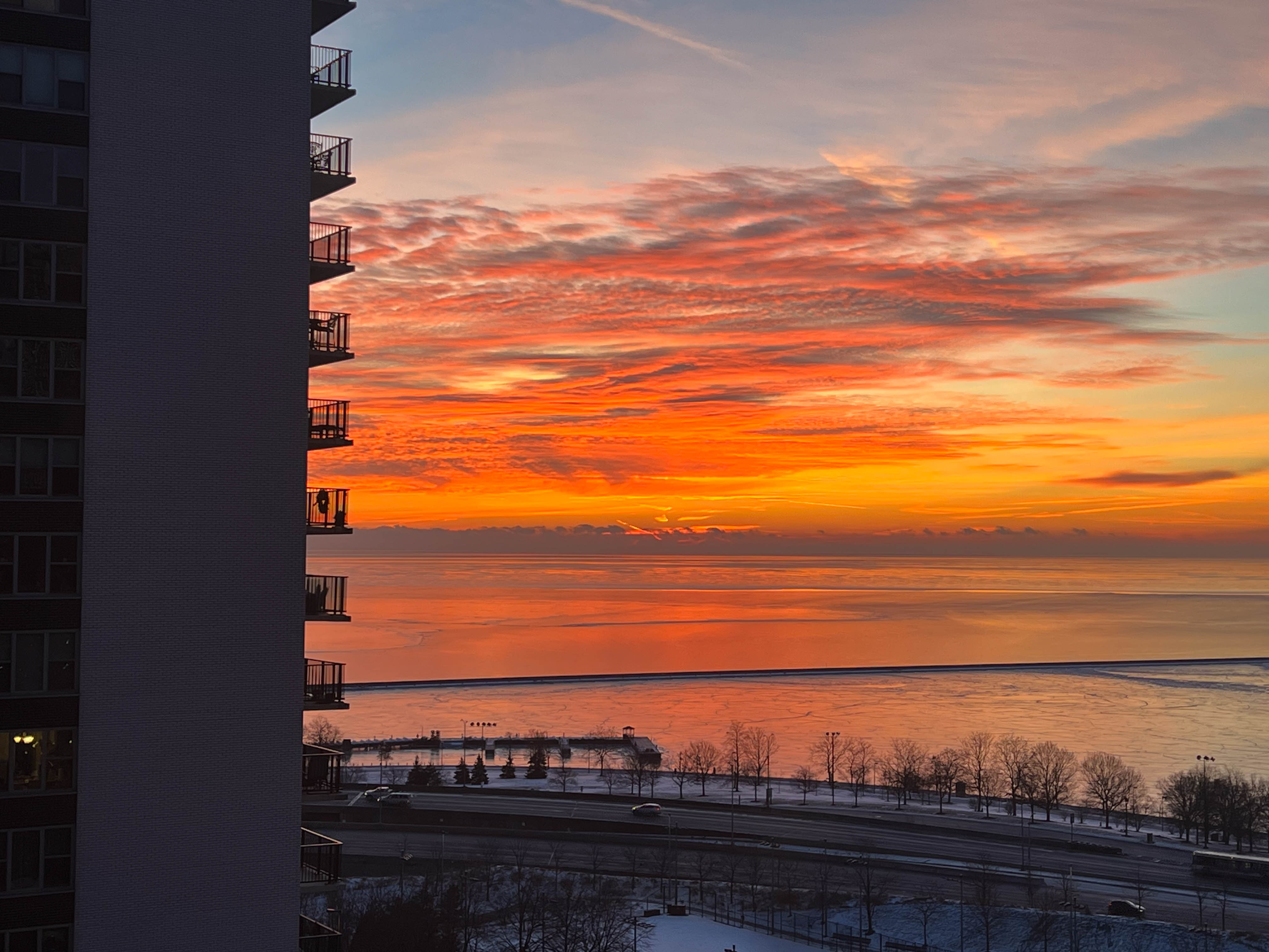 https://0201.nccdn.net/1_2/000/000/165/1f4/chicago-order-90.jpg