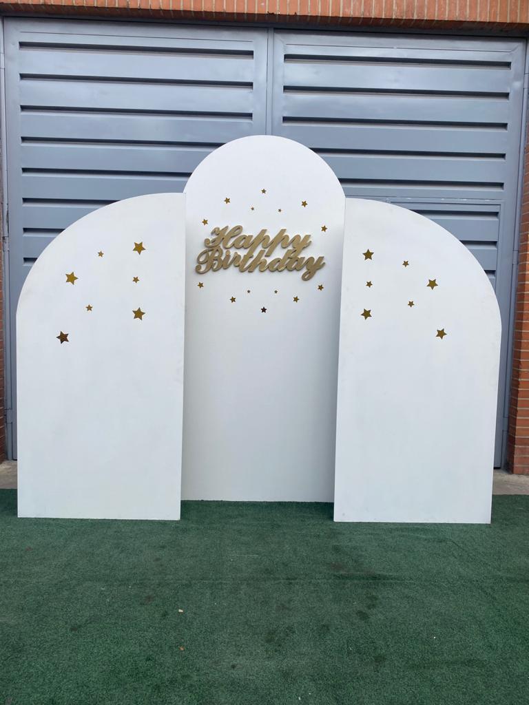 Panel Media luna
$60.000 en Alquiler
Precio unitario
Manejamos variedad de colores
·1.83 de altura por 1mts de ancho