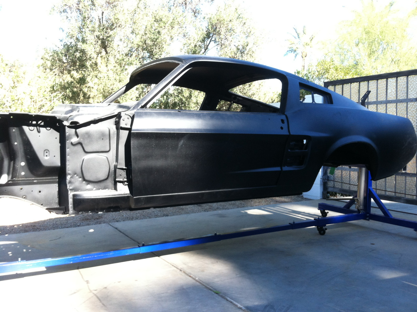 Dirk in California, Dynacorn Body 67 Fastback