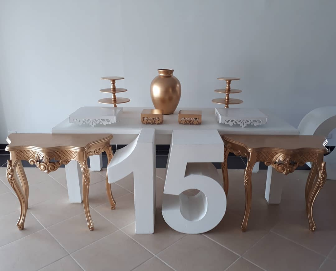 Cada Numero en Alquiler
Medidas 80cm de Altura
$35.000