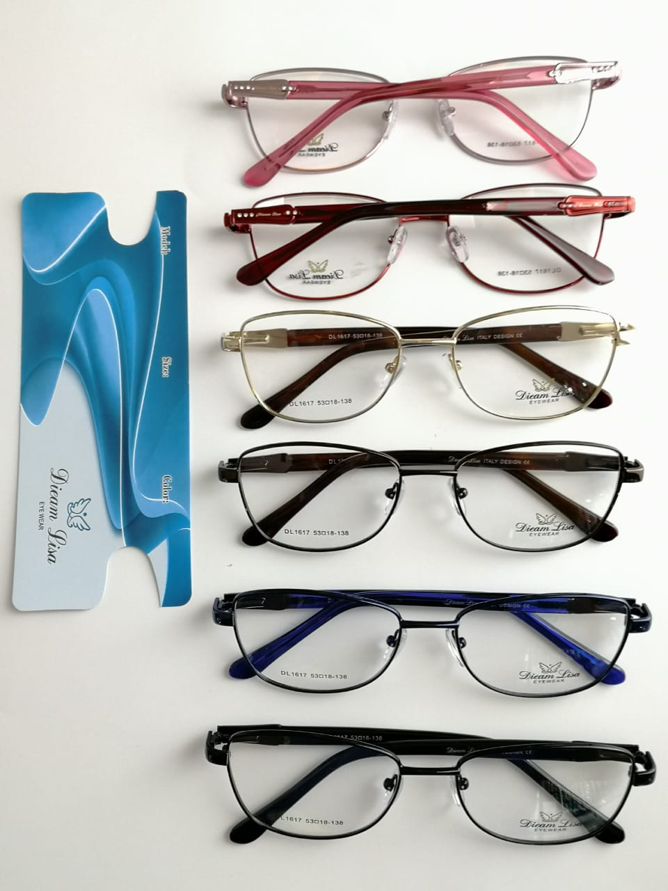 Modelo: DL1617
Colores: Vino, Azul, Cafe, Rosa, Negro y Cafe con Dorado