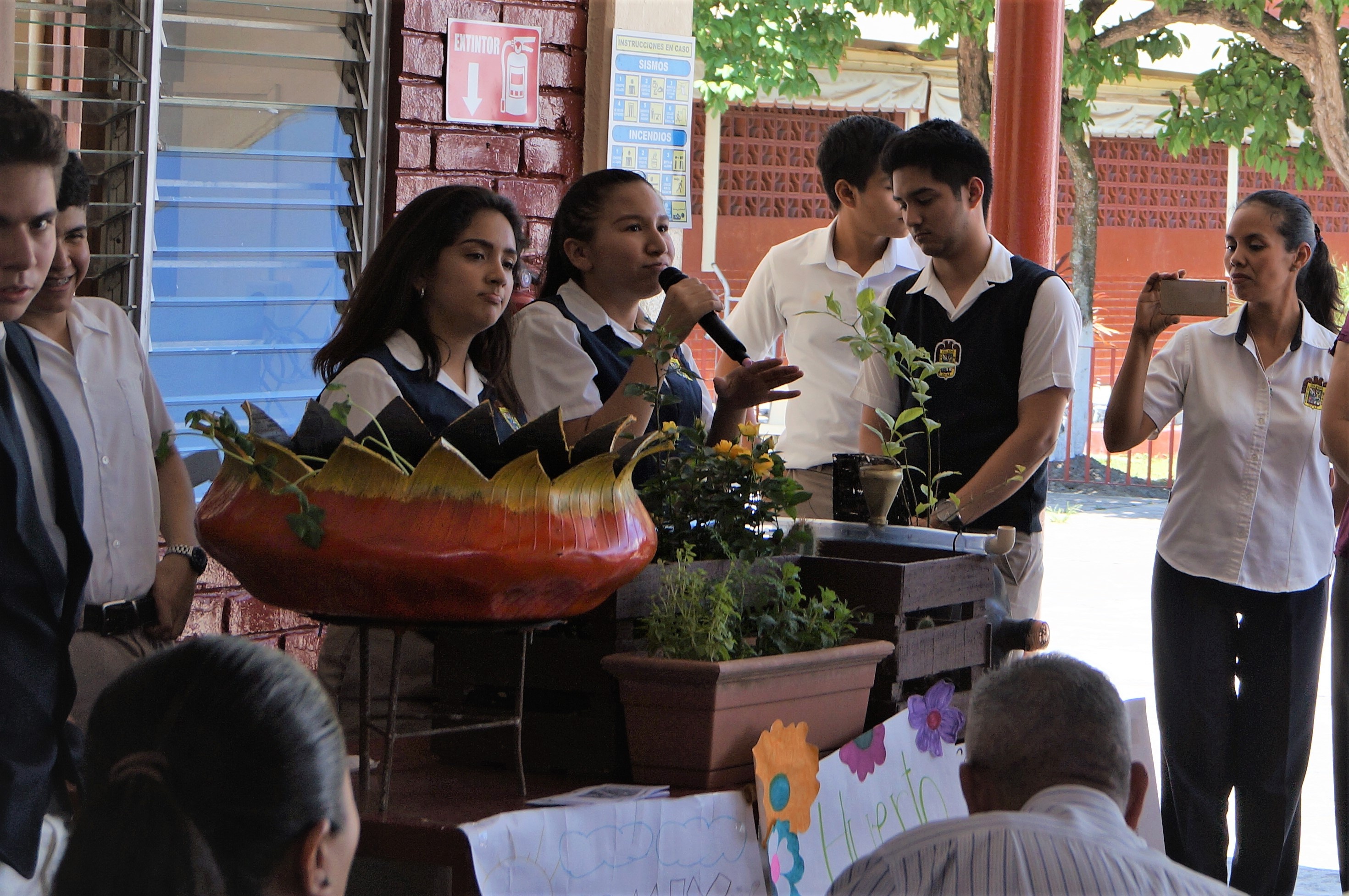 EXPOSICIÓN PROYECTOS ECOLÓGICOS
22 DE JUNIO 2017