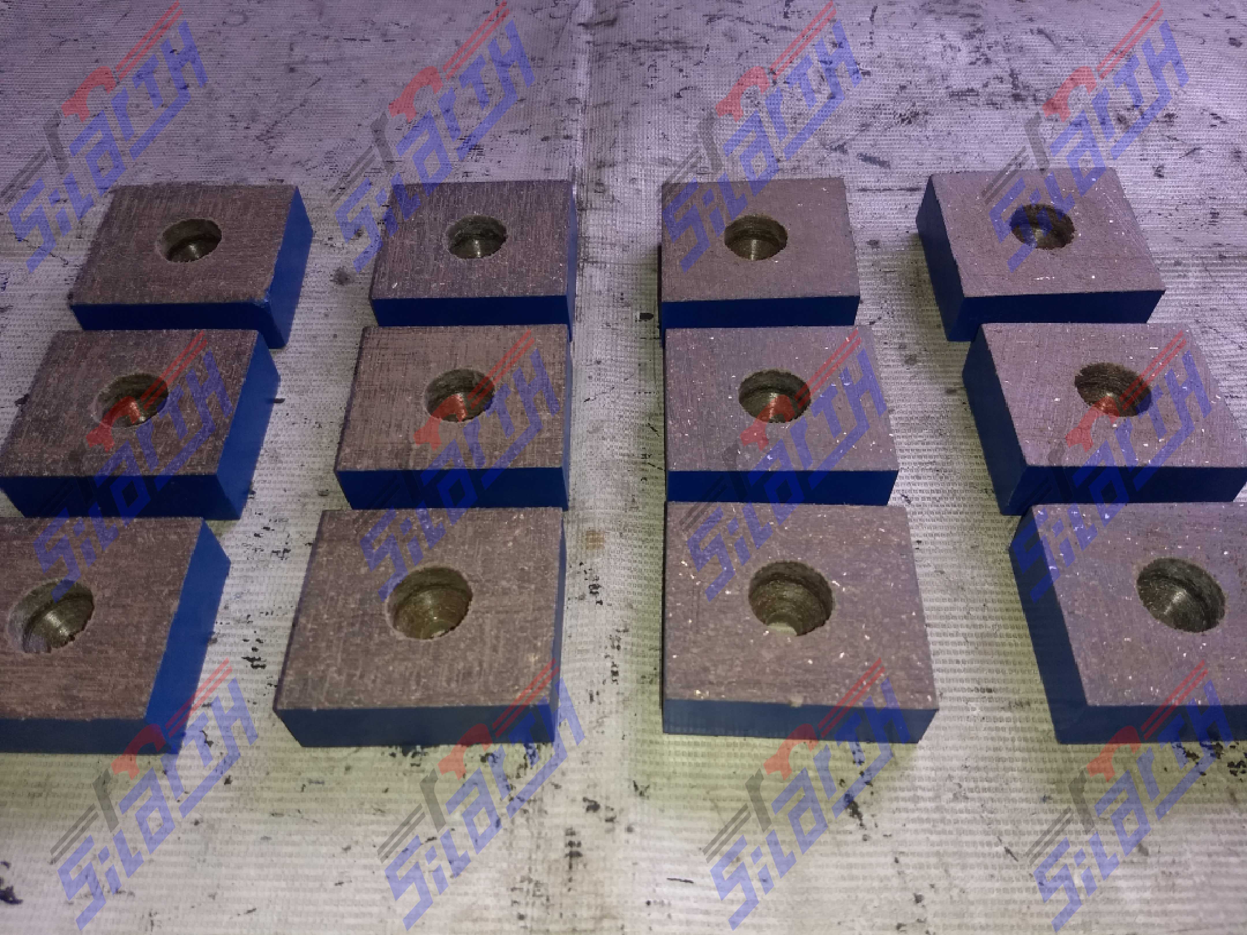 TACÓN RECTANGULAR CON GUÍA CENTRAL