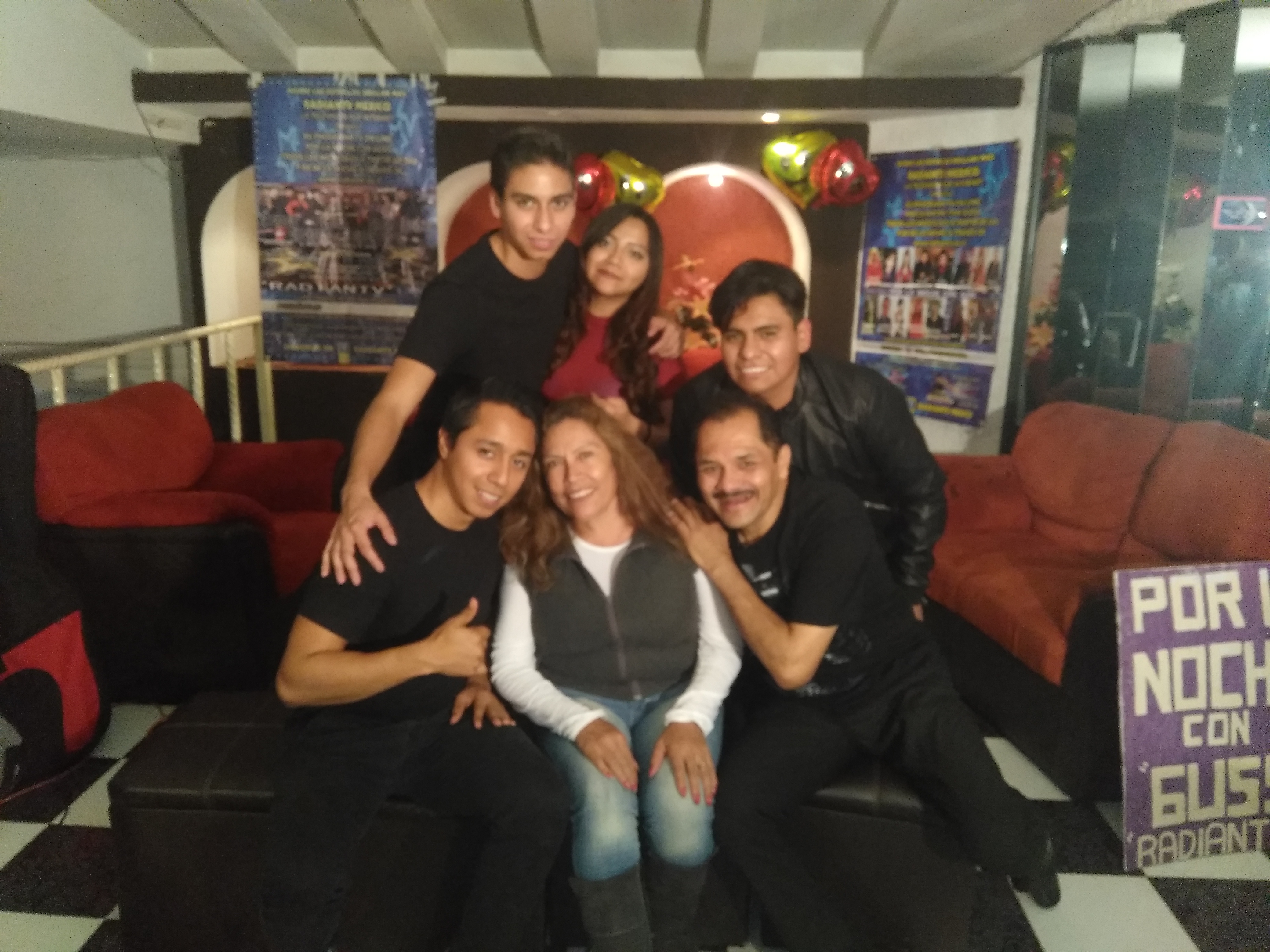 ROCK AND EROS Y GATITA FELIZ