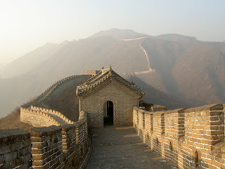 https://0201.nccdn.net/1_2/000/000/16a/ef4/china-beijing-muralla-732.jpg
