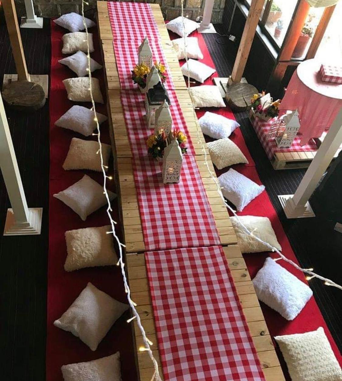 Cojines en tela felpudo
Color Blanc o beige
44cm x 44cm
Alquiler $ 5.000
Precio Unitario