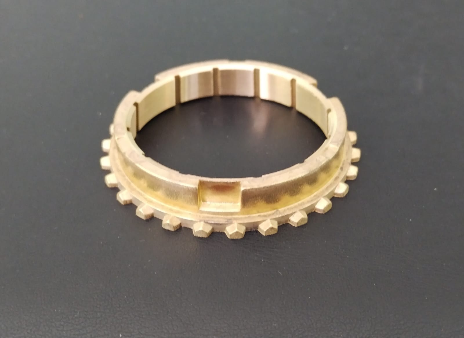 CHEVI (27 dientes)
CHICO 
3RA 4TA
$195