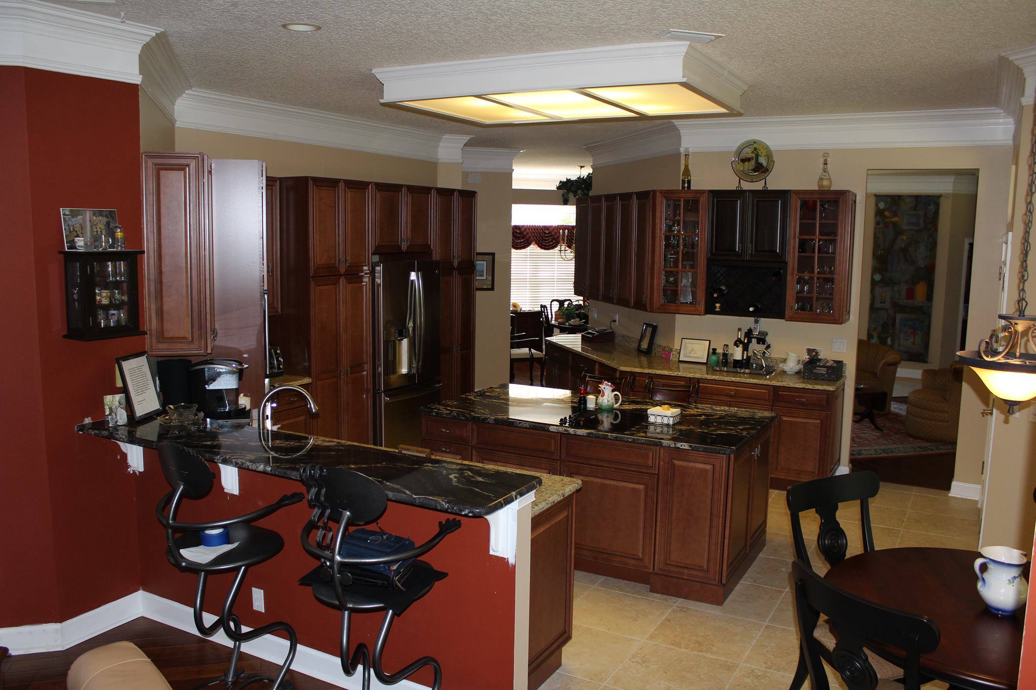 https://0201.nccdn.net/1_2/000/000/16b/c85/colquitt-kitchen3.jpg