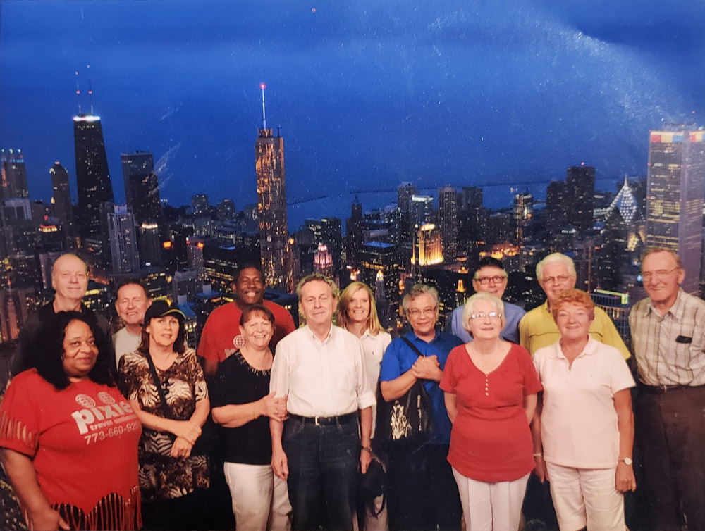 MY FUN EUROPEAN GROUP VISITING THE WILLIS TOWER IN CHICAGO