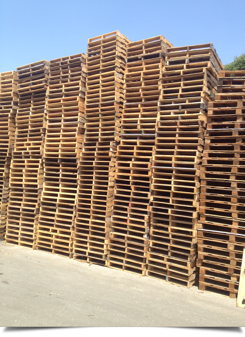 Wood Pallets Stacked||||