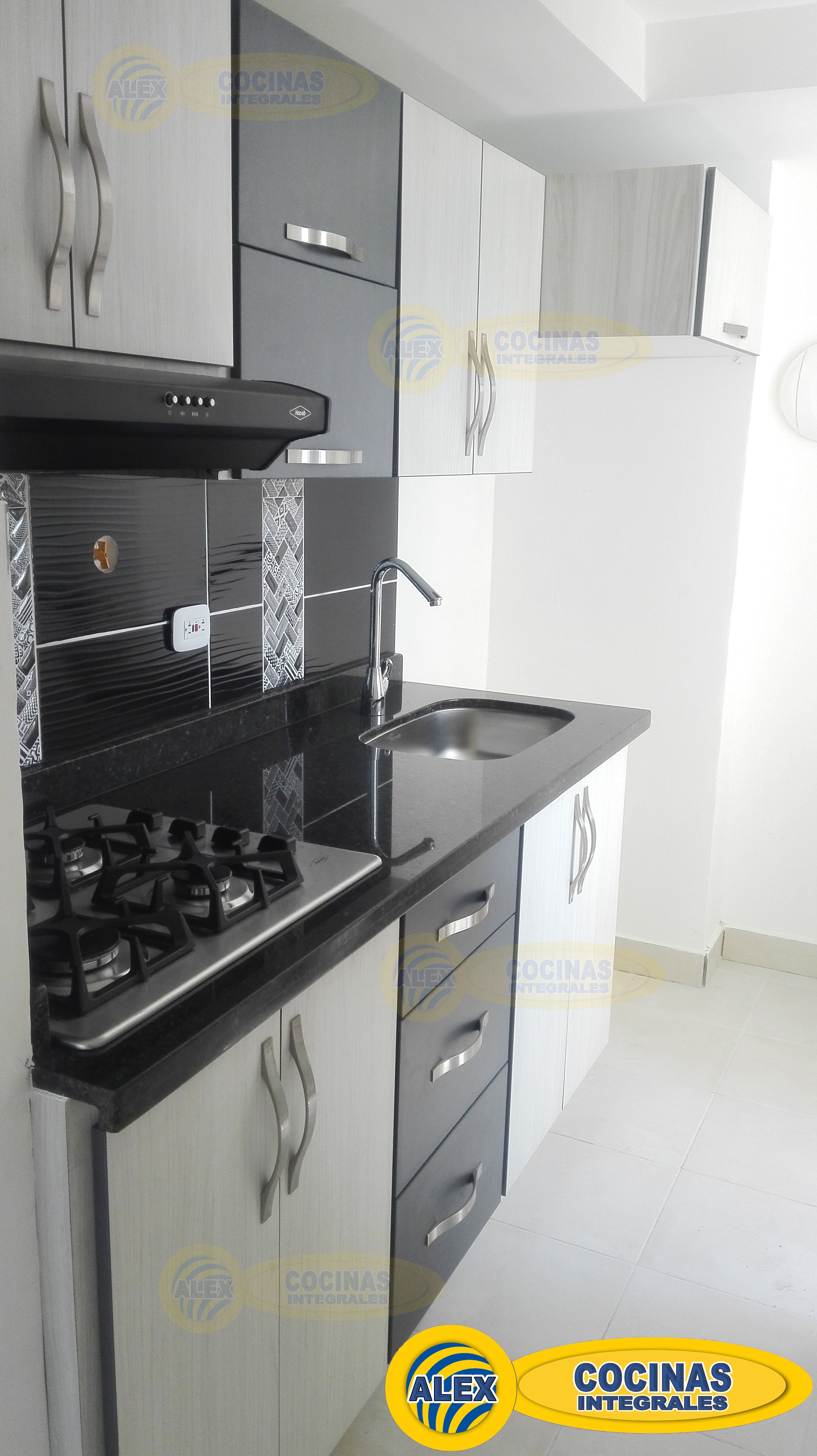 Cocina Lineal color Glacial-Kromo