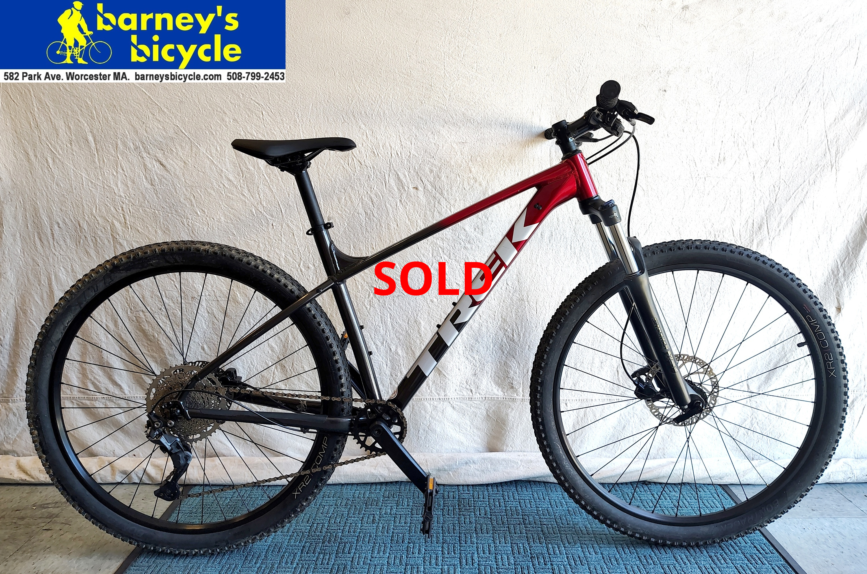 Trek Marlin 6
Frame Size: 19" LG / Rider Height: 5'9-6'0
Price: $699.00 (Professionally Tuned)