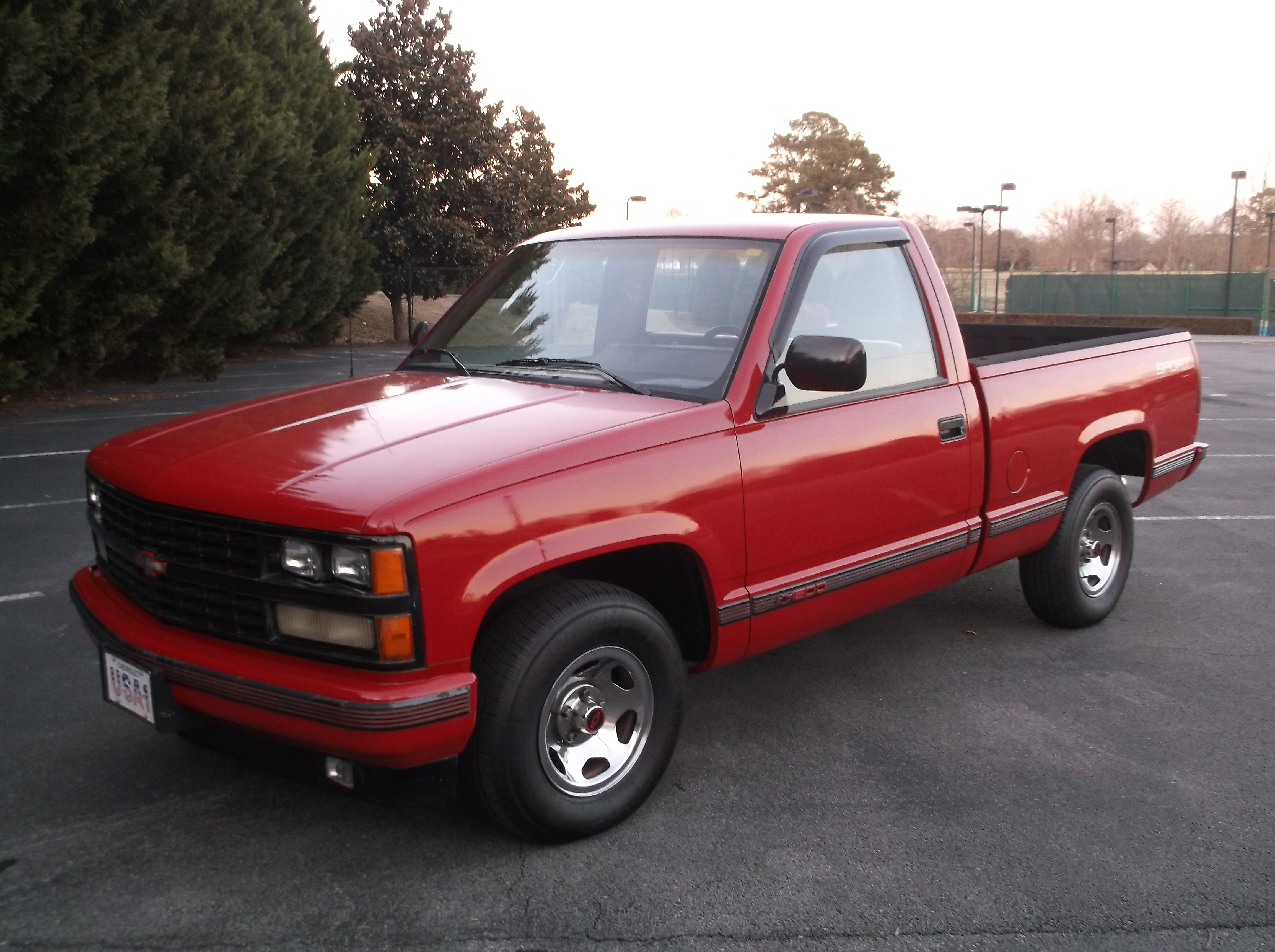 1989 Chevrolet Silverado SPORT/350SS
Local Truck, low miles
SOLD
