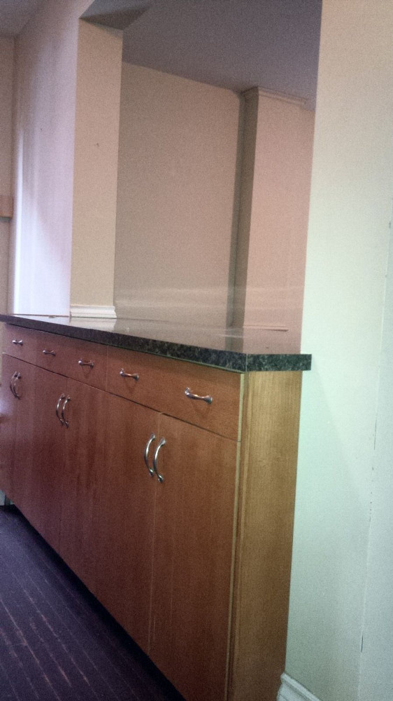 53 Elliott Row #1 Kitchen Island