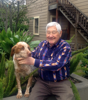 Gordon Theilen with his dog Breton's Sam I Am