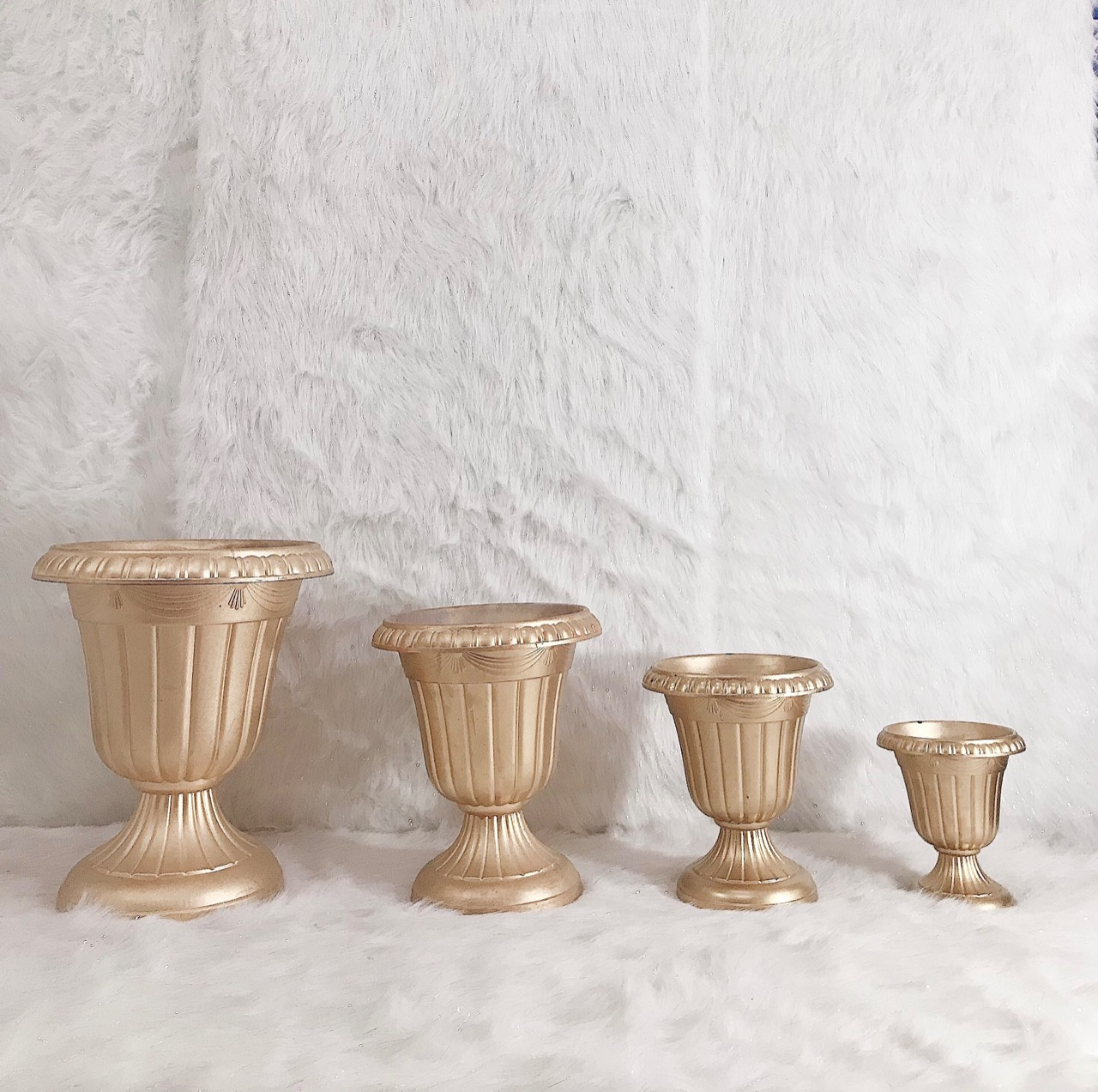 Floreros Imperiales 
 Modelo 1: 22 Diametro-29cm Alto $20.000
 Modelo 2: 30 Diametro-40cm Alto $ 25.000
 Modelo 3: 35 Diametro-47 Alto $ 35.000
 Modelo 4: 45 Diametro-60cm Alto $ 40.000