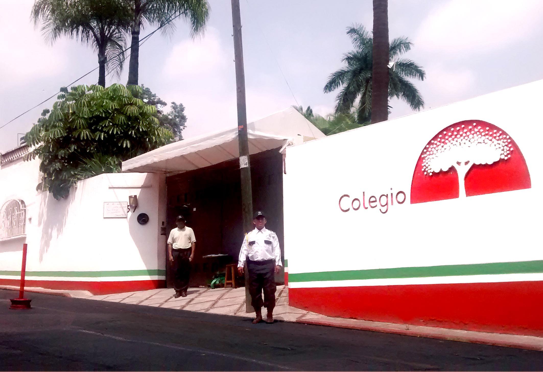 Protege a tus alumnos y padres de familia.