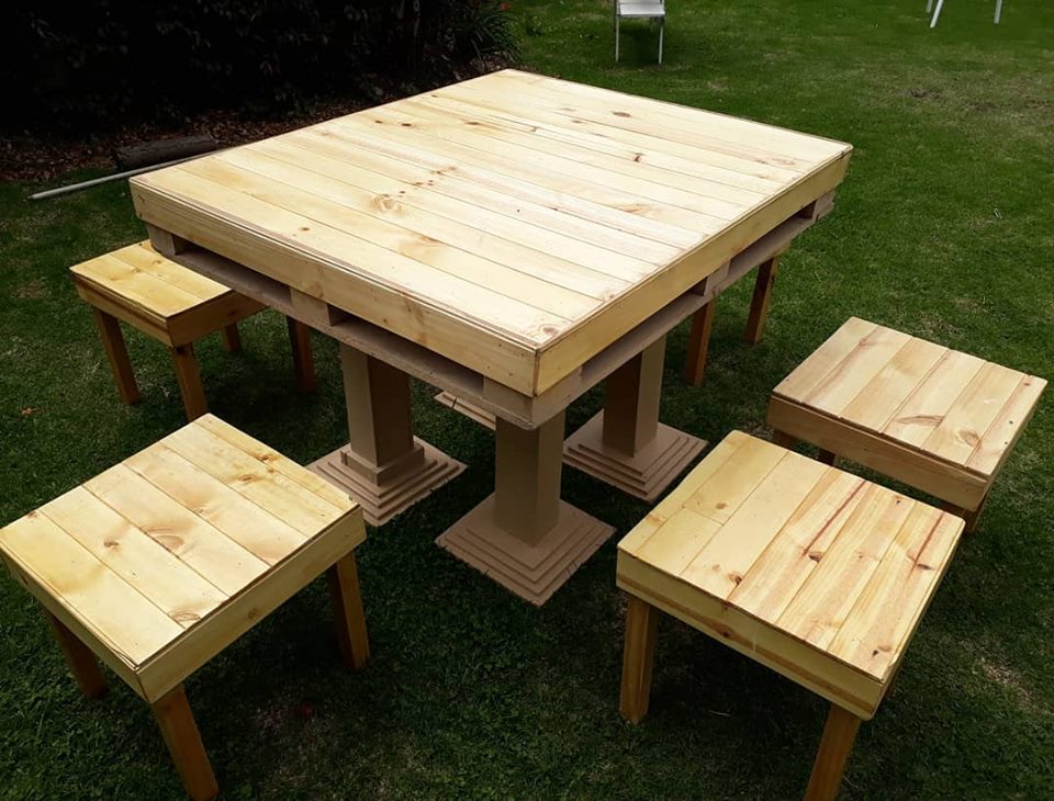 Picnic Alta + 6 Bancas
1mx1.17m
$ 70.000