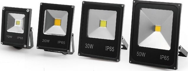 https://0201.nccdn.net/1_2/000/000/172/61b/lote-de-3-reflectores-led-30-watts-ip65-altaluminosidad-30w-D_NQ_NP_476115-MLM25149789007_112016-F-636x241-636x241.jpg