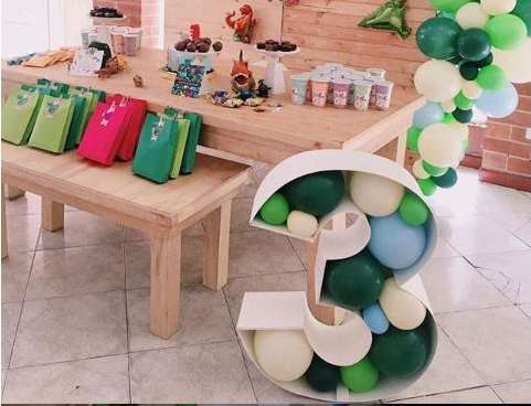 Numero Hueco Para Globos
Medidas: 0.80 alto
Con Globos $90.000
Sin Globos $45.000
Unidad