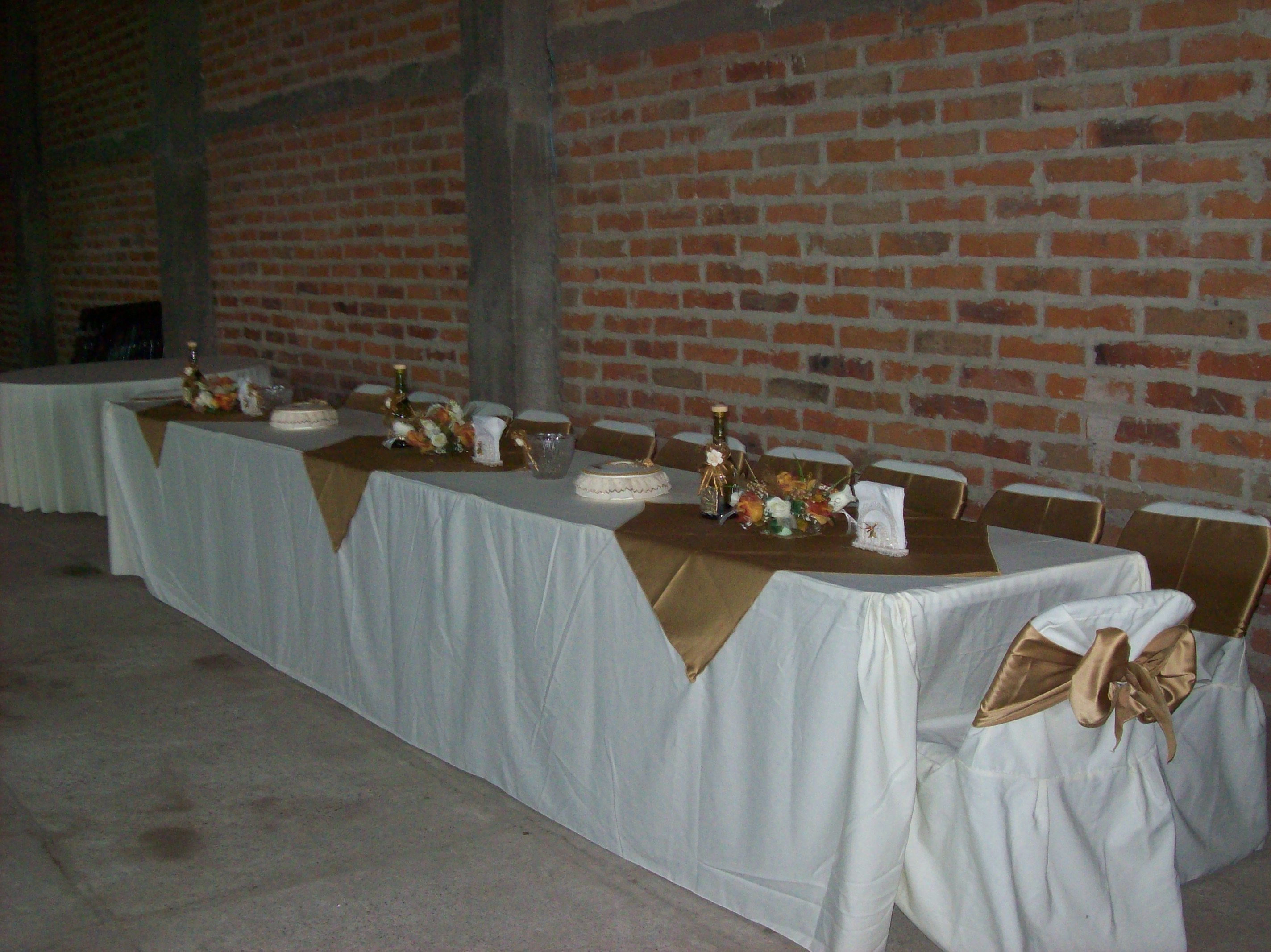 https://0201.nccdn.net/1_2/000/000/173/103/ciquio-plata-003-2848x2134.jpg