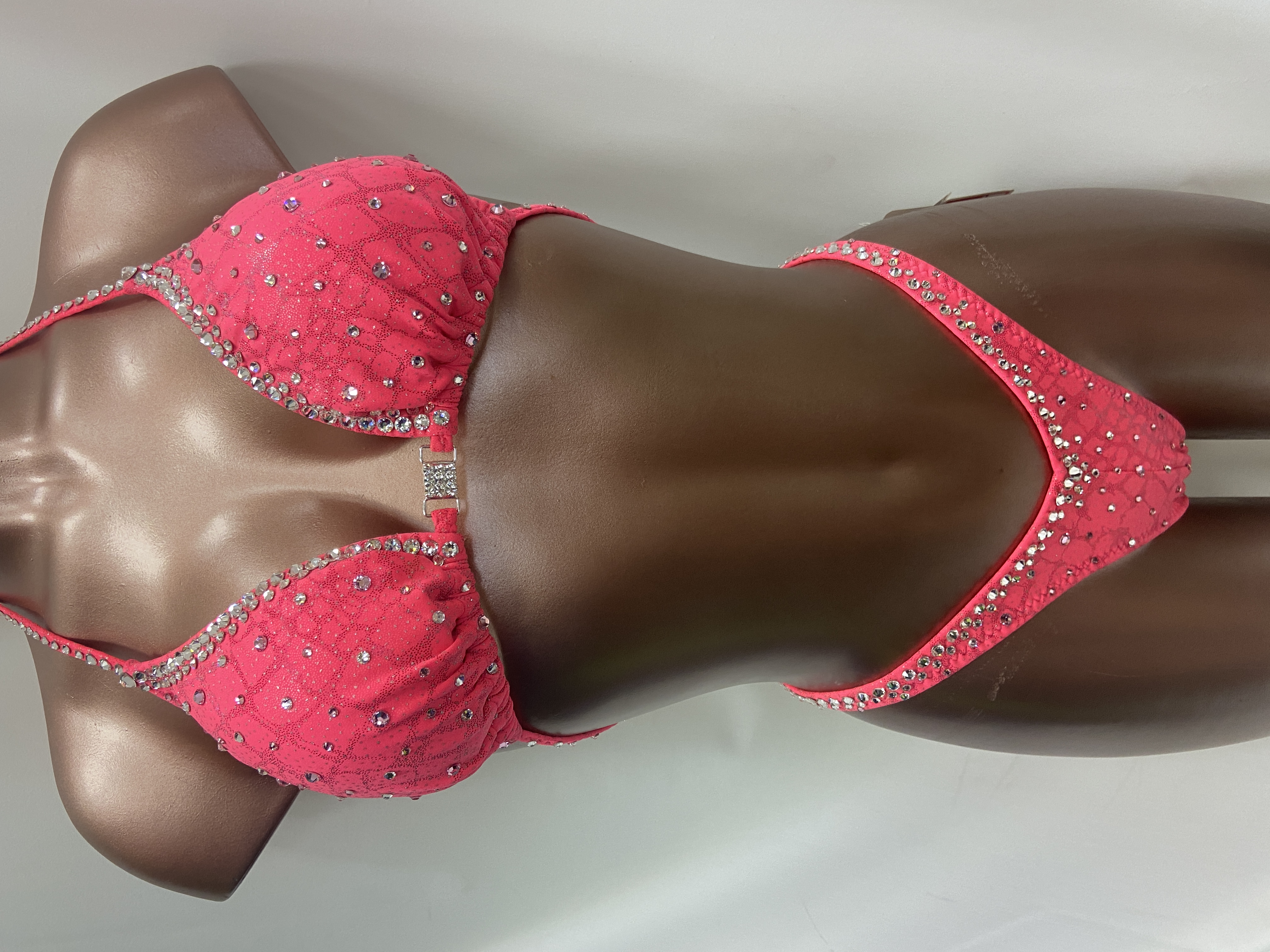 $225 Sale new
Coral 
C top sliding 
small front , xsmall back