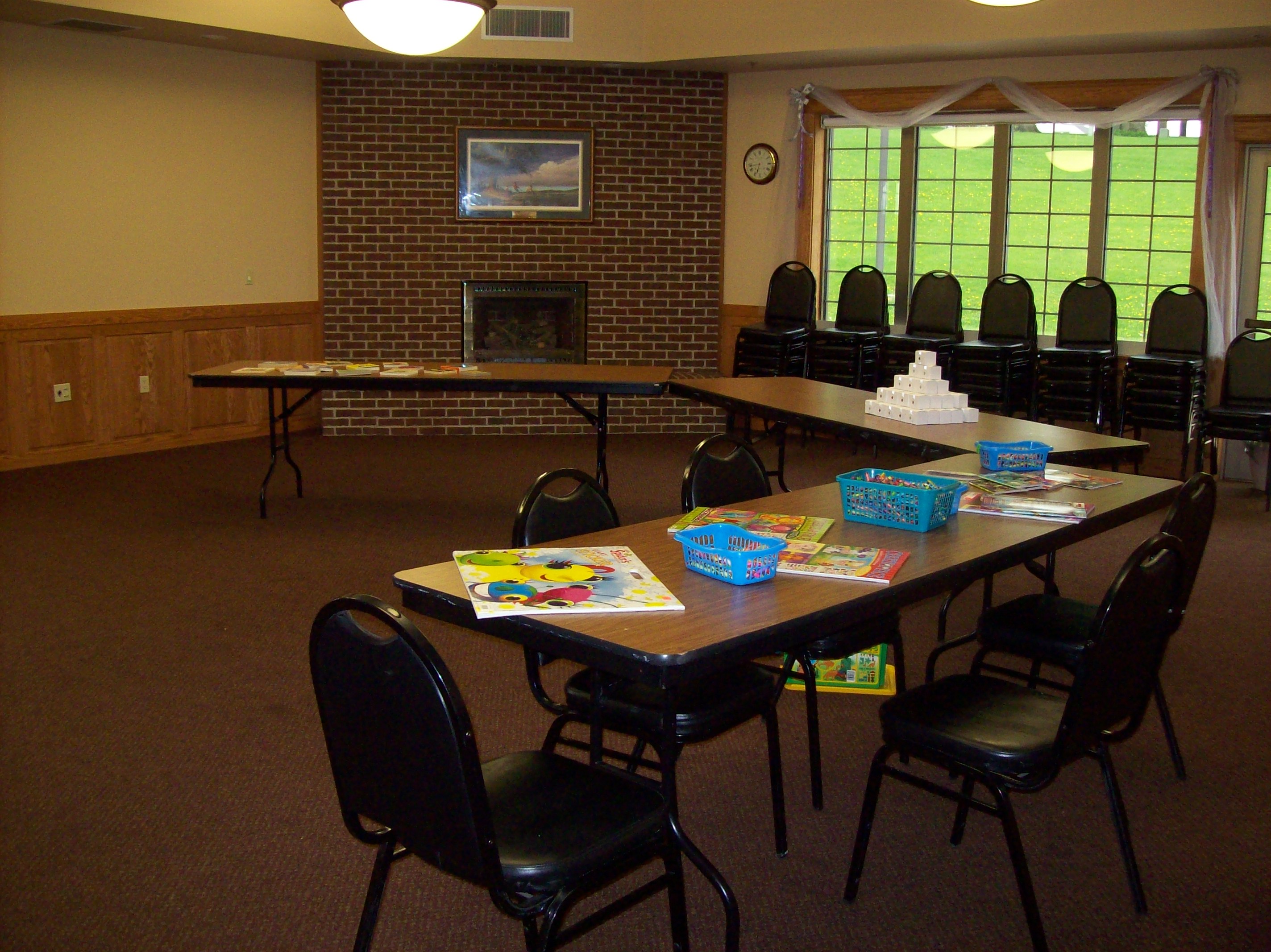 Sprague Room with semi-circle table configuration