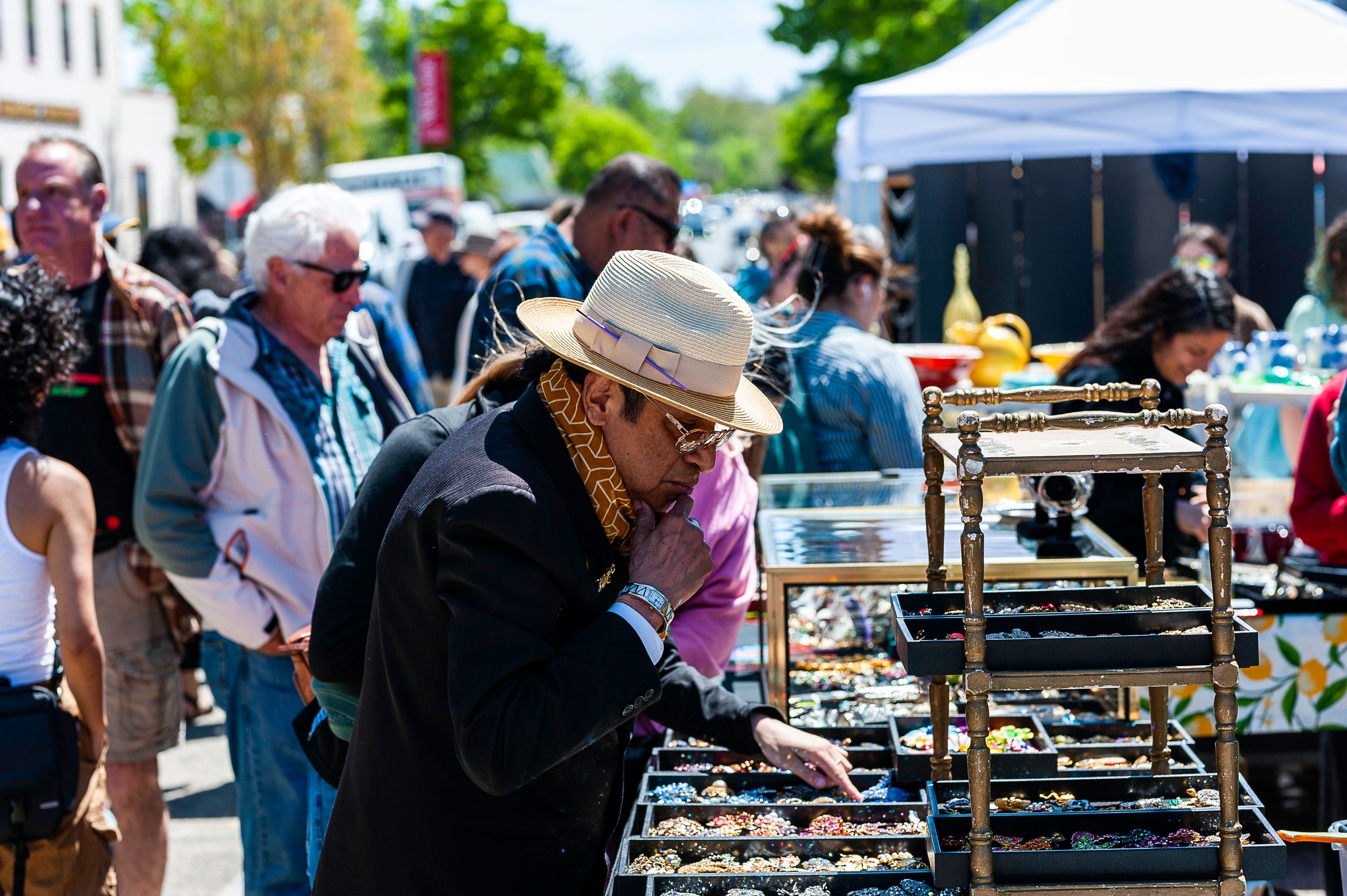 Antique Faire Petaluma Downtown