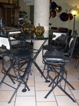 Bar Toledo: Herrería y piel con pelo