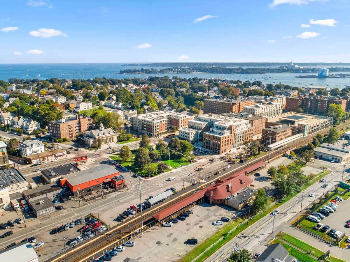 https://0201.nccdn.net/1_2/000/000/174/b92/40rantoulstbeverly--drone2-.jpg