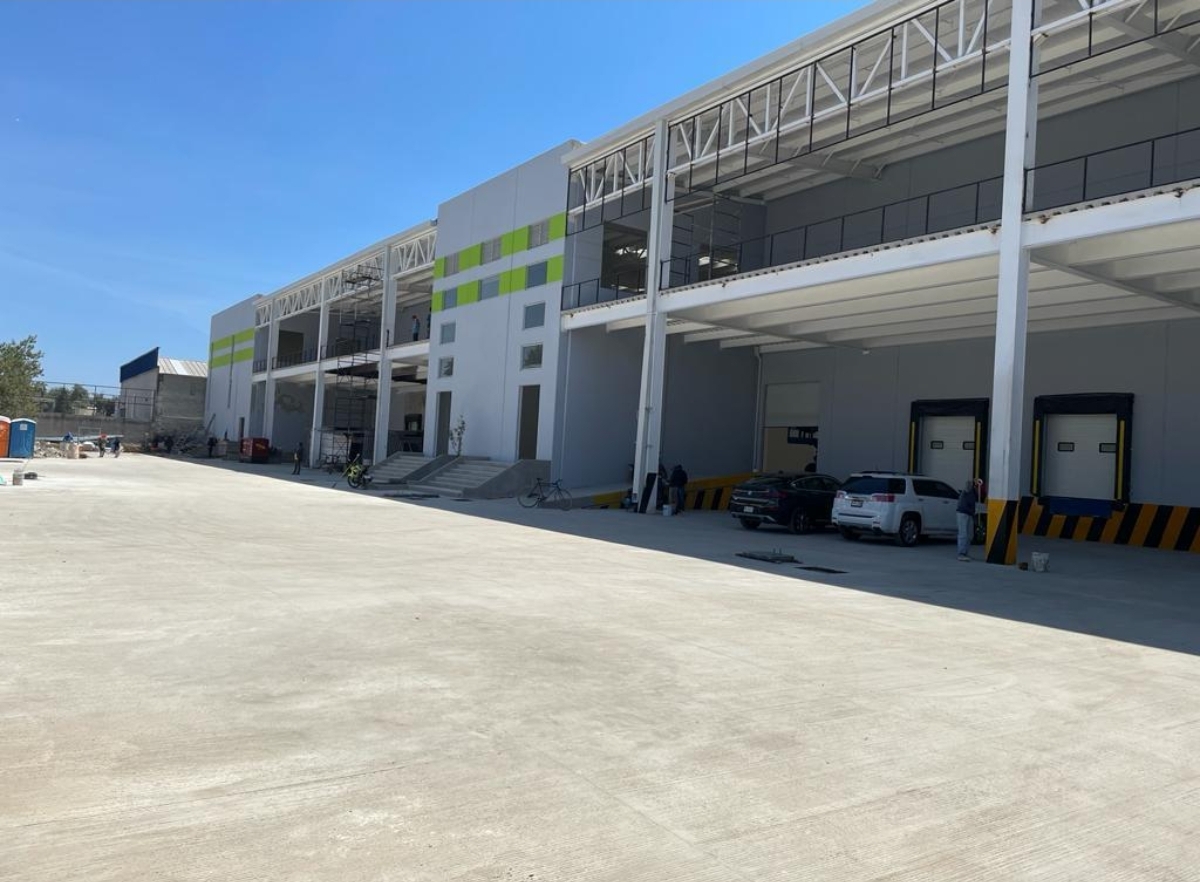 Bodega de 2031 m2 ubicación parque industrial Lerma