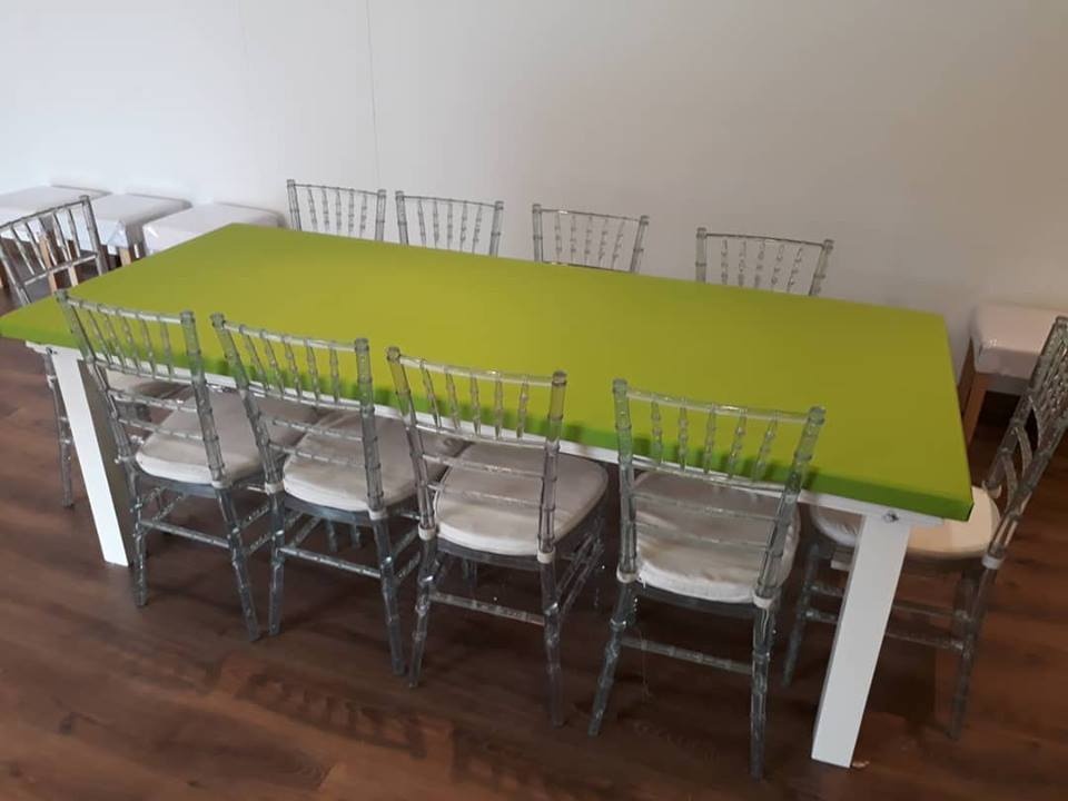 Rectangular Grande Tapizada
Verde Manzana
( SE ADAPTA AL COLOR QUE GUSTE)
$ 90.000