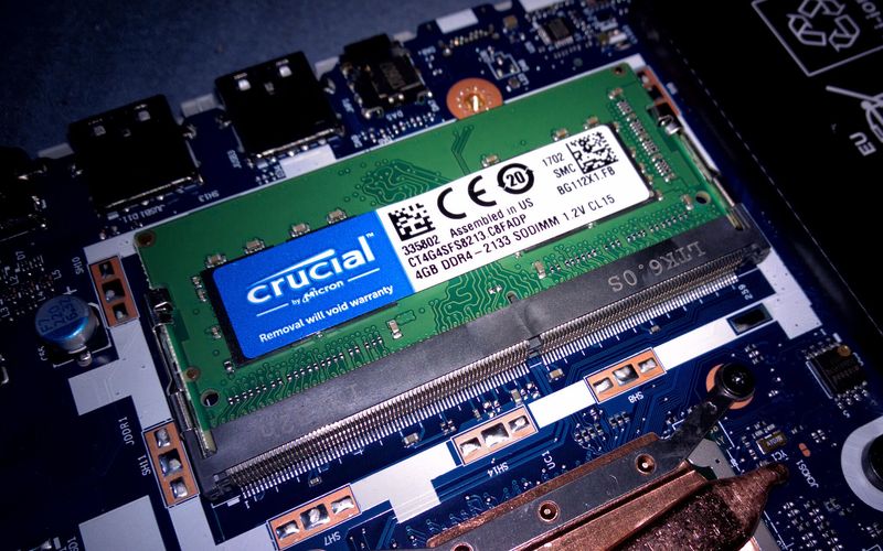 https://0201.nccdn.net/1_2/000/000/176/cf8/memoria-ram-sodimm.jpg