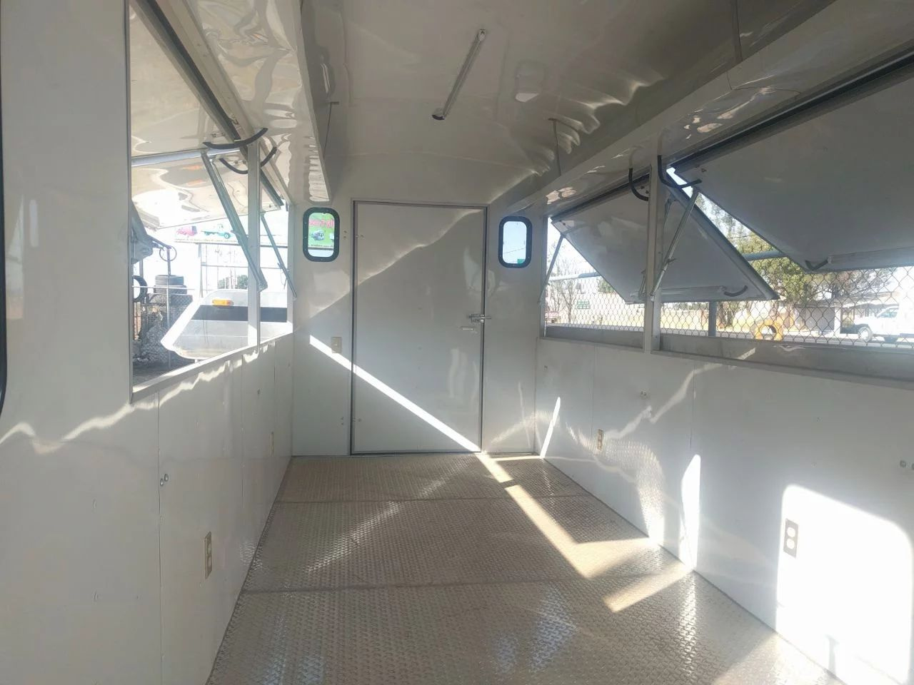 REMOLQUE LONCHERO DOBLE EJE