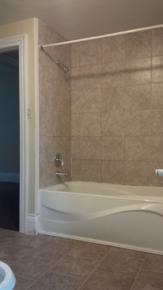 53 Elliott Row #1 Bathroom