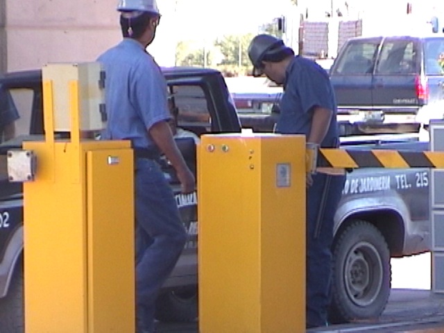 https://0201.nccdn.net/1_2/000/000/177/c56/acceso-de-entrada.jpg