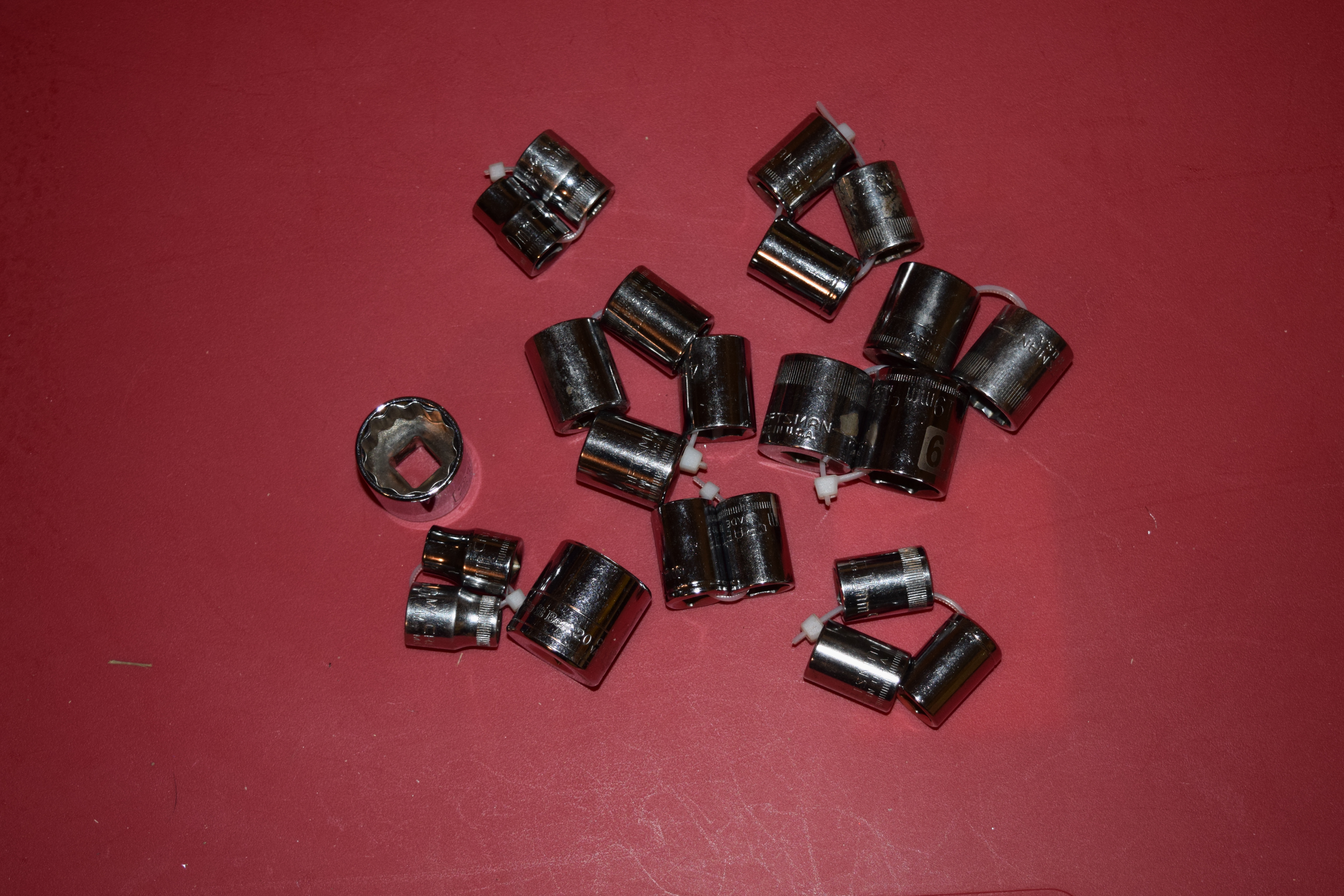 3/8 Drive Sockets Metric (9mm x2, 10 x2, 11 x3, 12 x2, 13 x3, 15 x4, 17 x2, 19 x2, 20, 21)